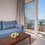 Kyparissis First Class Apartman *