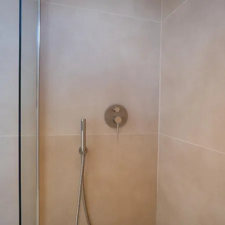 Apartment Kyparissis First Class Kalandra