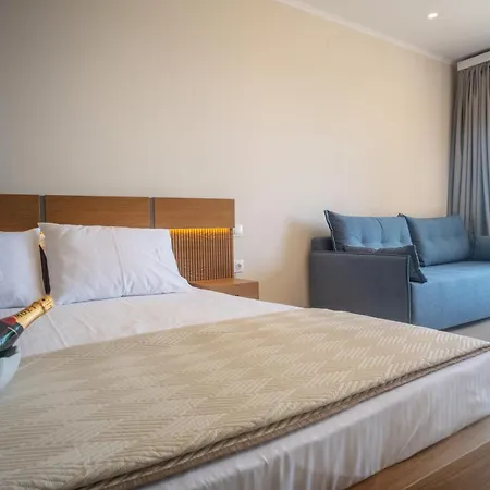 Kyparissis First Class Apartment